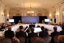 Paul Budde (on left) at the 6th Broadband Commission Meeting in New York City, NY, 23 September 2012.