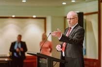 Paul addressing Her Majesty Queen Máxima of the Netherlands. Dutch Australian Smart City Summit, Sydney, November 2016.